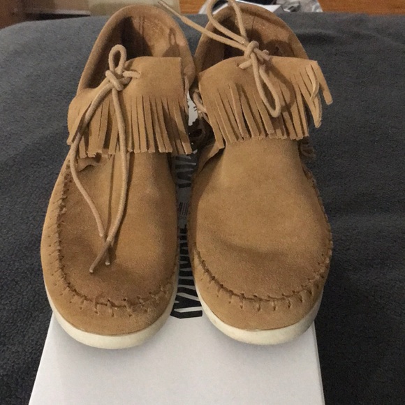 Minnetonka Shoes - Minnetonka boots